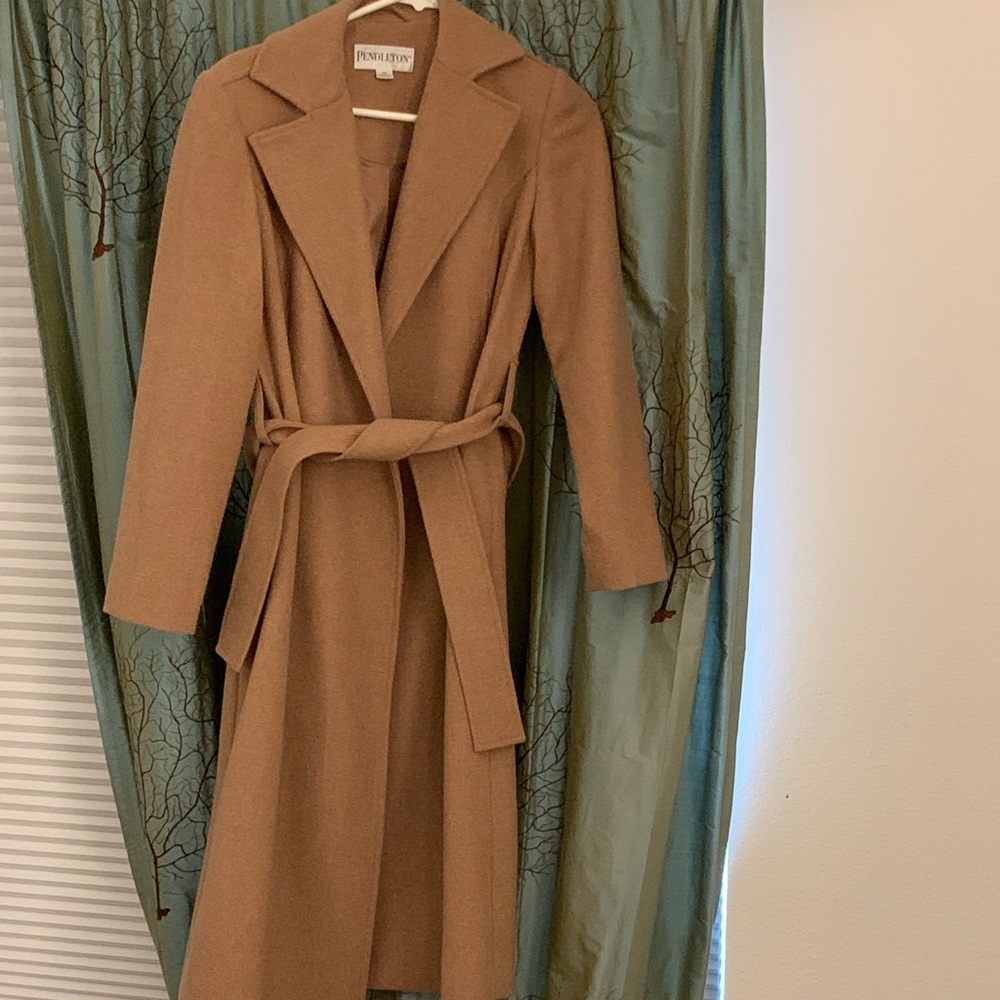 ❤️SOLD❤️Pendleton Camel Wool Wrap Coat XS